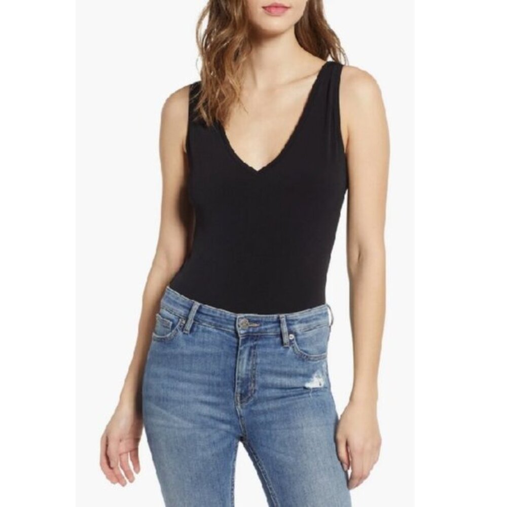 Leith  V-Neck Bodysuit